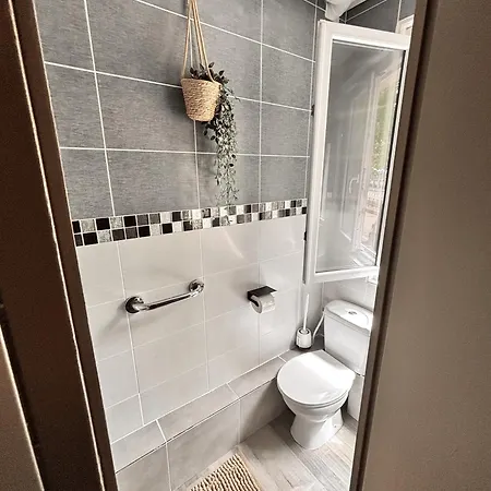 Orion Ξενοδοχείο *